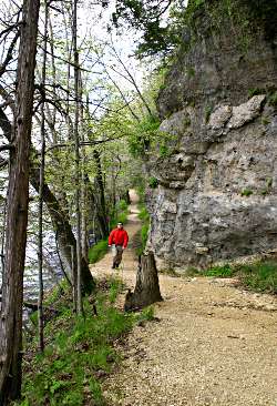 The East Lake Trail in Backbone State Park.