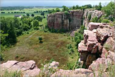 Quartzite cliffs at Blue Mounds State Park.