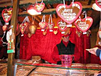 Gingerbread hearts at Christkindlmarket.