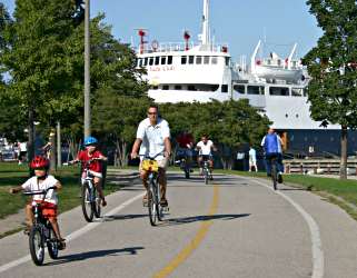 A family bicycles on Chicago's Lakefront Trail.