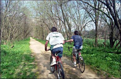 Bicyclists on Dubuque's Heritage Trail.