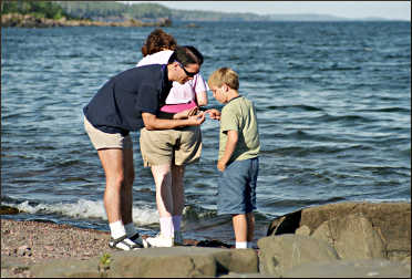 Looking for agates in Duluth.