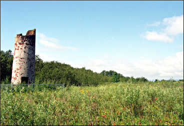 Lighthouse ruins on Duluth's Park Point.