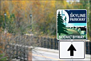 A Skyline Parkway sign.