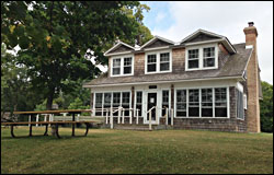 The lodge at Glendalough State Park.