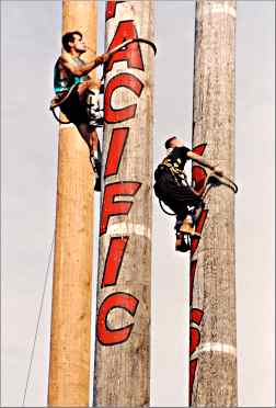 Speed climbers compete in Hayward's lumberjack championships