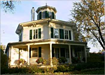 Hudson's Octagon House.