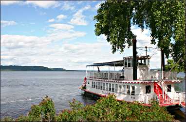The Pearl of the Lake cruise boat.
