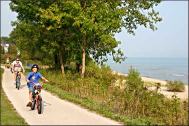 Mariners Trail on Lake Michigan.