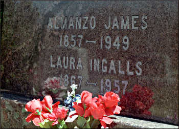 Laura and Almanzo's gravestone.