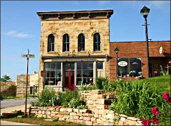 A gallery in Mineral Point.