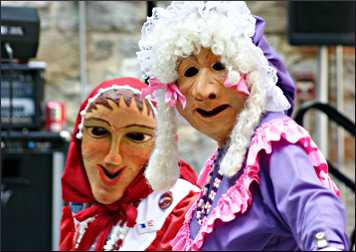 Two lady Narren at Oktoberfest.