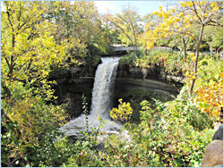 Minnehaha Falls in fall.