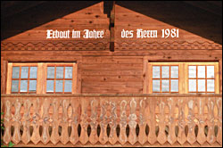 New Glarus house inscription in German.