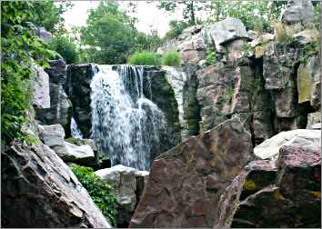 Winnewissa Falls in Pipestone National Monument.