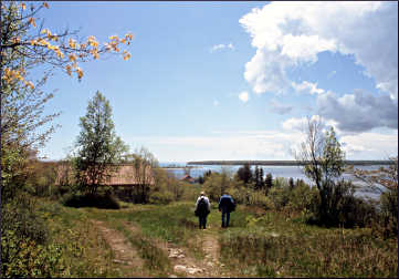 A trail on Rock Island State Park.