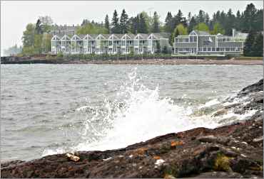 In Tofte, Bluefin Bay sits right on Lake Superior.