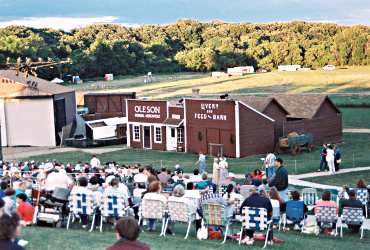 The Laura Ingalls Wilder pageant in Walnut Grove attracts th